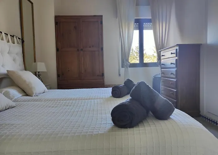 Bahia De * إِستيبونا